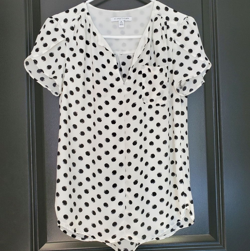 Polka-Dot Short Sleeve Blouse